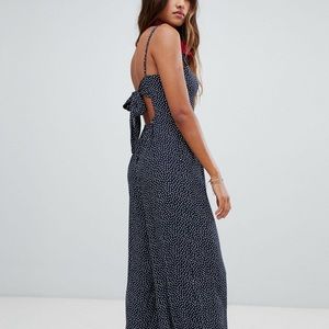 abercrombie 〰️ tie back jumpsuit M